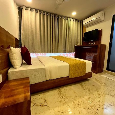 Hotel Delmond Prime- Near Nesco Mumbai  Buitenkant foto