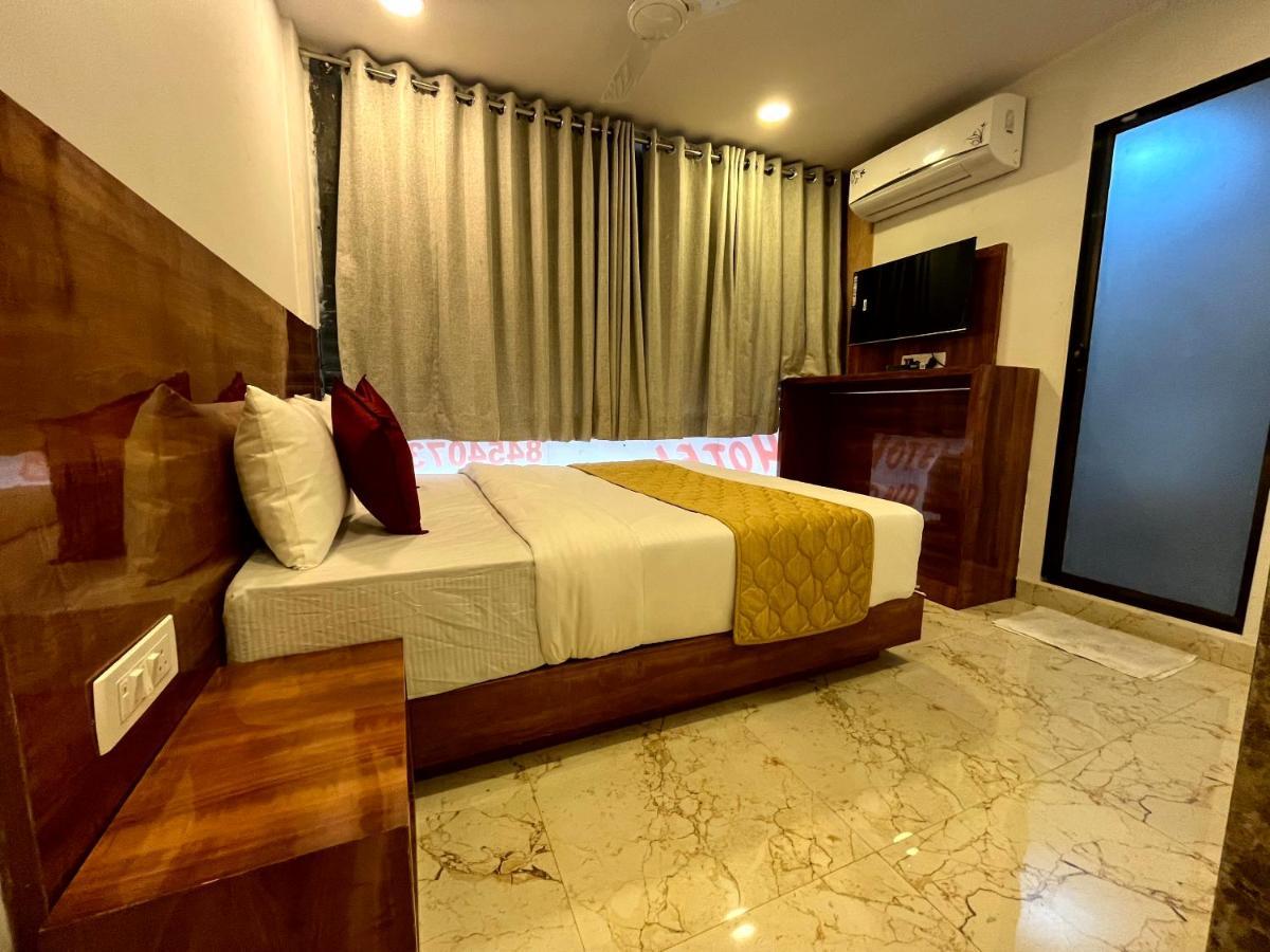 Hotel Delmond Prime- Near Nesco Mumbai  Buitenkant foto
