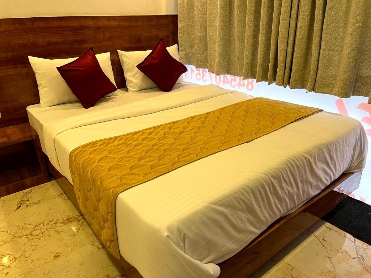 Hotel Delmond Prime- Near Nesco Mumbai  Buitenkant foto