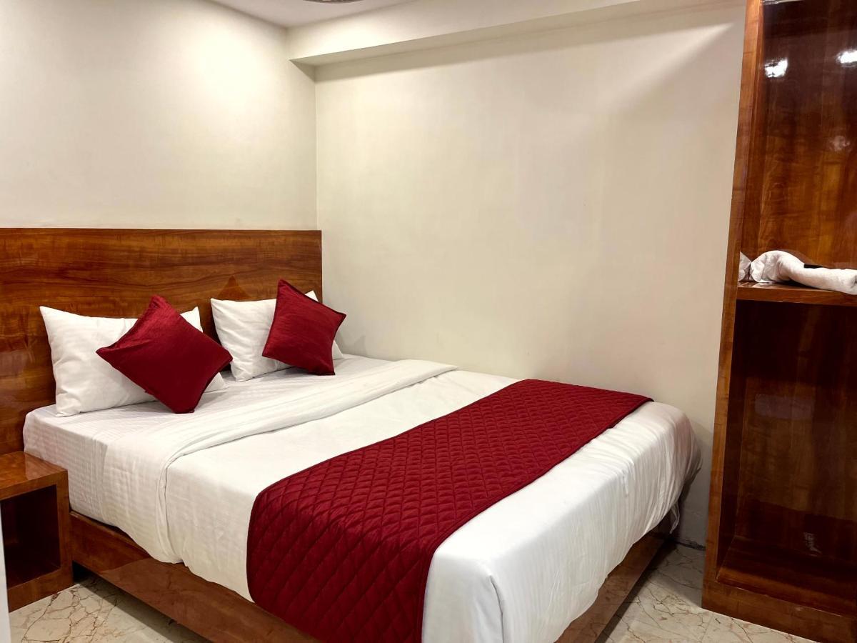 Hotel Delmond Prime- Near Nesco Mumbai  Buitenkant foto